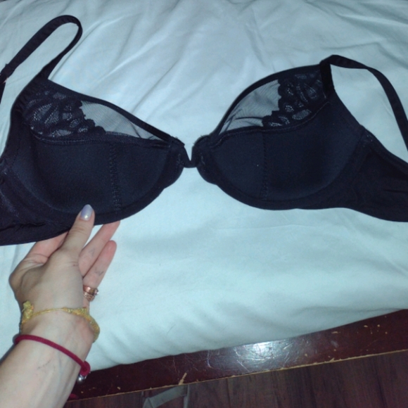 savage x fenty bra (Rihanna lingerie line) - Picture 3 of 6